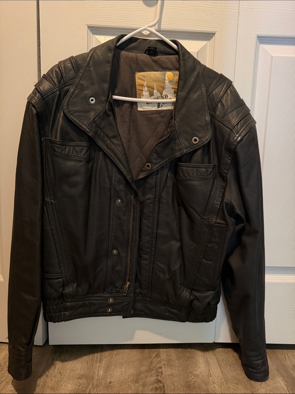 Men's Black Leather Bomber Jacket - Classic Zip & Snap